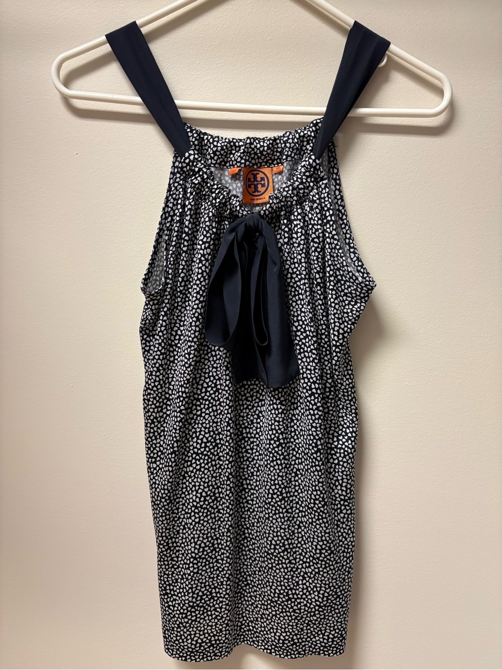 EUC Tory Burch Navy and White Heart Print Tie-Neck Tank Top, size XS